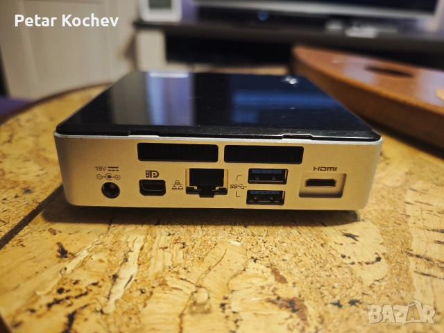 Intel NUC i3 gen 5 SSD Wi-fi Bluetooth 8GB RAM