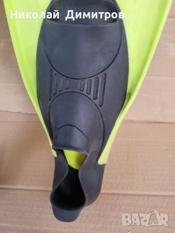 Продавам плавници номер 37- 38 Made in Italy, снимка 8 - Водни спортове - 41638353