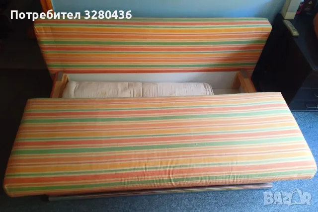 Практичен разгъваем диван от масивно дърво с ракла + допълнително шалте, снимка 3 - Дивани и мека мебел - 55935355