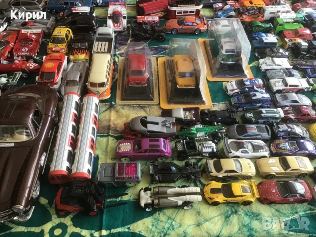 Minichamps,Bburago,Howheels,Autoart и други. Разпродажба на колекция!, снимка 11 - Колекции - 56144055