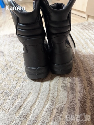 Зимни кубинки 42 номер, снимка 3 - Мъжки боти - 53221208