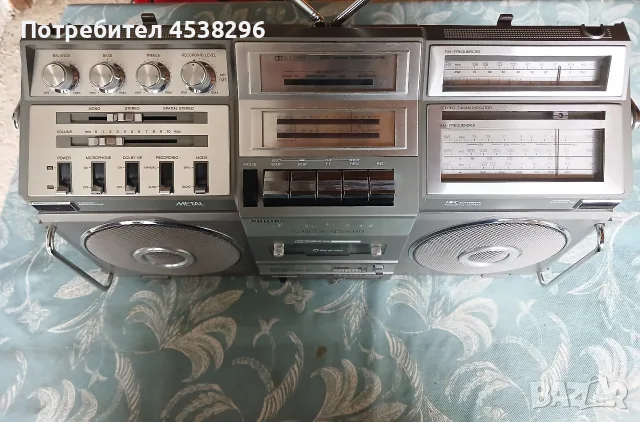 Продава се PHILIPS D8714 , снимка 2 - Радиокасетофони, транзистори - 56274487