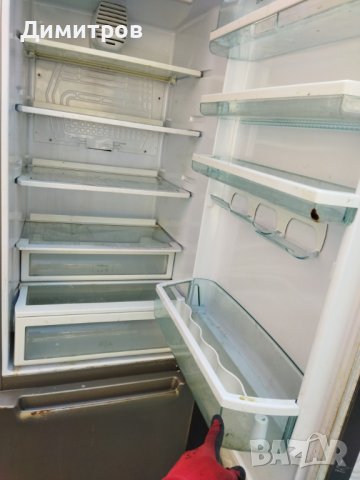 Хладилник за ремонт или части, снимка 8 - Хладилници - 41939586
