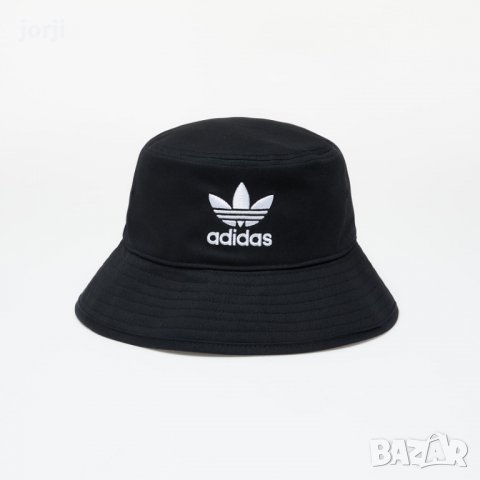 Оригинална шапка идиотка Adidas, снимка 2 - Шапки - 34239580