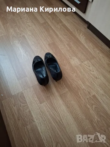 Дамски черни обувки от велур, снимка 3 - Дамски обувки на ток - 49670779