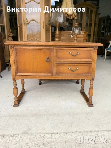 Малък комод