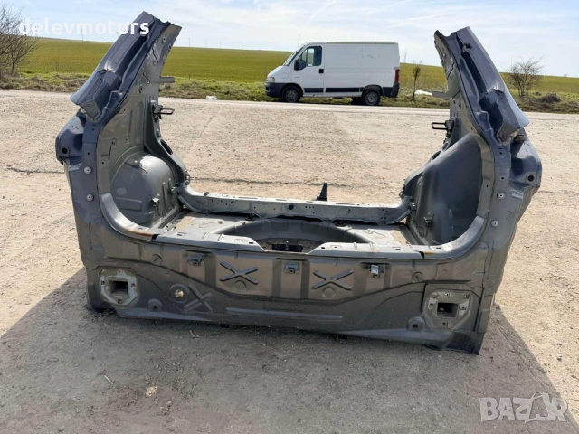 Задна престилка с панели, задница Nissan Qashqai 1.2T 115ph, automatic, 2015, 80 000 km, снимка 8 - Части - 53684537