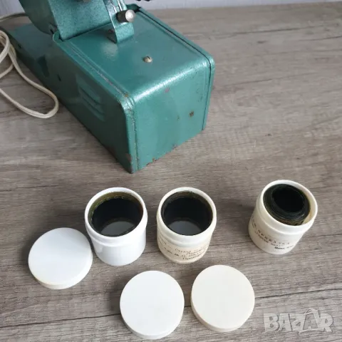 Прожекционен апарат с 3 бр. филмчета, снимка 5 - Антикварни и старинни предмети - 50316853