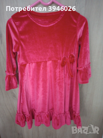 Червена рокля, снимка 1 - Детски рокли и поли - 44836188