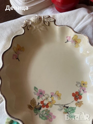 Ridgway 1930-1938 Жълто, но много нежно и с красиви дръжки с релефни цветя , снимка 6 - Други - 51335363