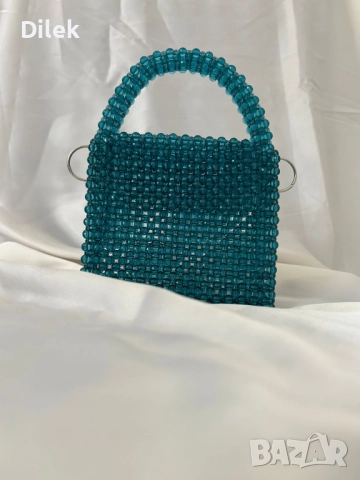 Чантата е с намалена цена, снимка 2 - Чанти - 51893324