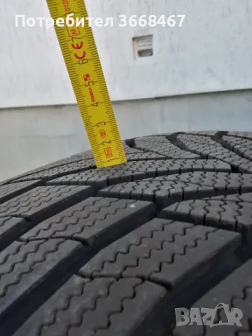 Зимни гуми 255 40 19, снимка 2 - Гуми и джанти - 48510331