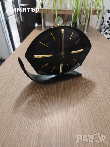 Стенен часовник Прим, снимка 2 - Антикварни и старинни предмети - 48656521