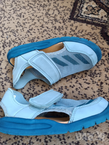 Сандалки Адидас , снимка 4 - Детски сандали и чехли - 26689045