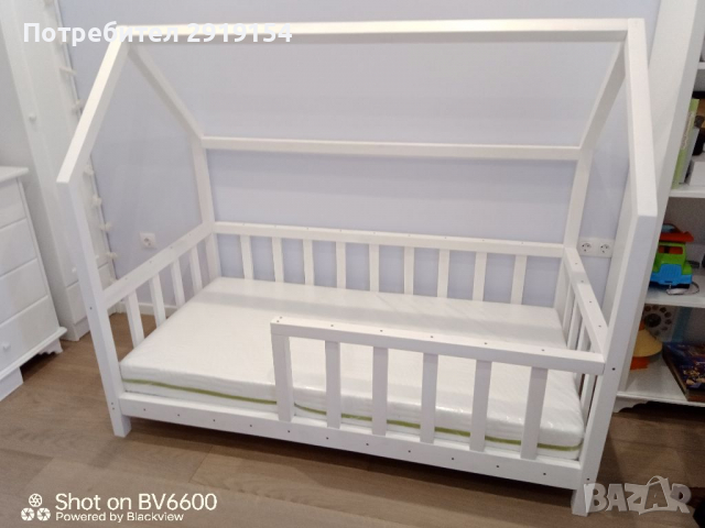 Детско легло тип къщичка, снимка 4 - Мебели за детската стая - 36383944