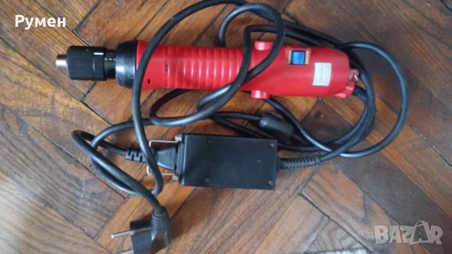 Динамометрична отвертка 220v, снимка 2 - Винтоверти - 46850689