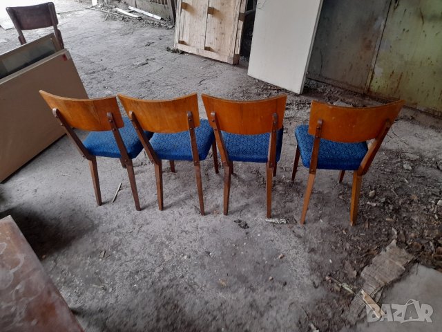 Столове и маса, снимка 2 - Маси - 44450805