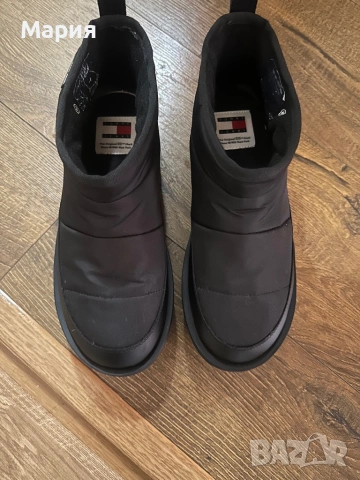 Нови Апрески Tommy jeans, снимка 3 - Дамски апрески - 52225991