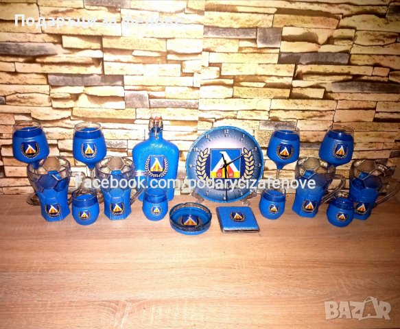 Подарък за фен на футбол/ марка кола/- Бутилка с логото на "ЛЕВСКИ", снимка 3 - Арт сувенири - 34758456