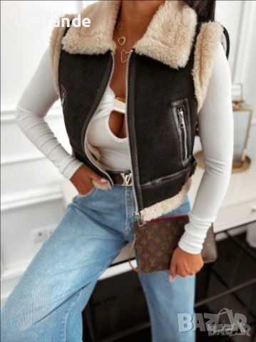 Дамски елек с каракул