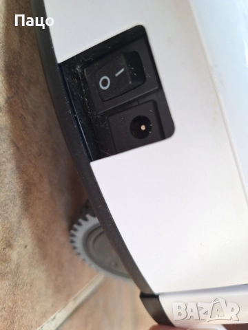 Прахосмукачка- Робот MEDION MD 18500, снимка 10 - Прахосмукачки - 52841389