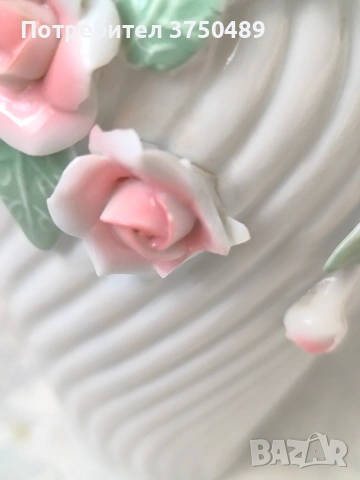 Ваза с декорация рози, снимка 4 - Вази - 53669299