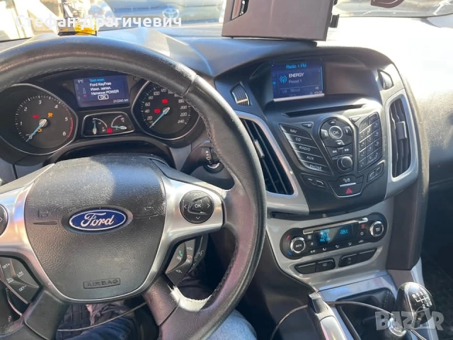 Форд Фокус МК3 , снимка 3 - Автомобили и джипове - 52196978