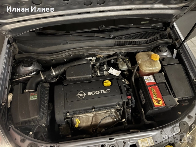 Opel Astra H /1.6 Бензин, снимка 6 - Автомобили и джипове - 52677075