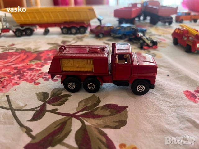 Испански масивен камион, снимка 3 - Колекции - 52653021