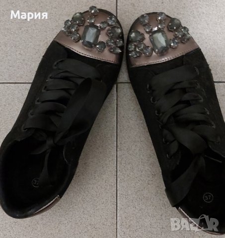 Обувки с камъни, снимка 4 - Дамски ежедневни обувки - 44390311