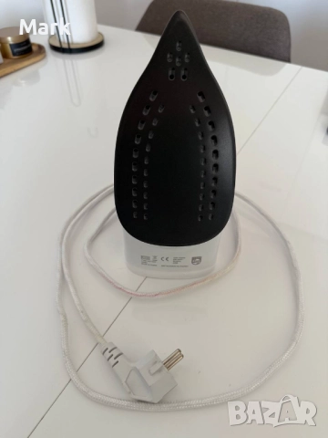 Ютия Philips в добро състояние, работеща, снимка 3 - Ютии - 51627345