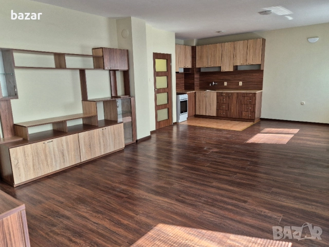 Продавам тристаен южен апартамент в ж.к. Слънчев дом