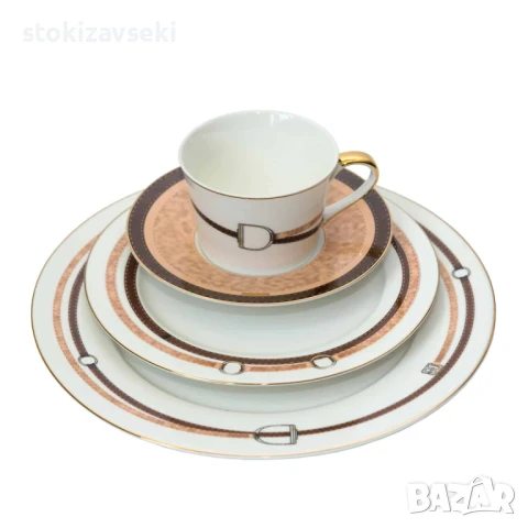 Луксозен порцеланов сервиз за хранене, снимка 1