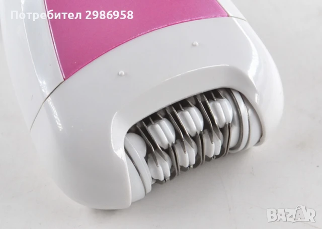 Уред за красота 4 в 1 приставки за обезкосмяване, тример, полиране на пети, снимка 3 - Козметика за тяло - 51109519