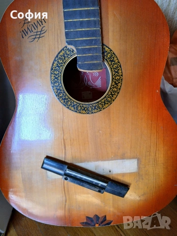 китара за ремонт, снимка 3 - Китари - 53656903