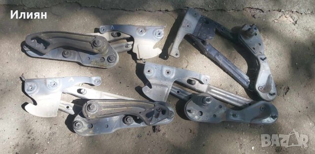 Панти за преден капак Мерцедес 124, снимка 2 - Части - 41980303