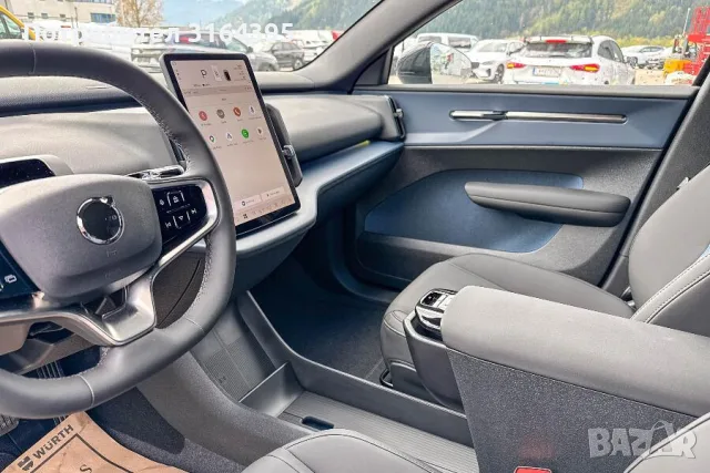 Volvo EX30 Plus Single Motor Extended Range 69 kWh, снимка 17 - Автомобили и джипове - 55829093