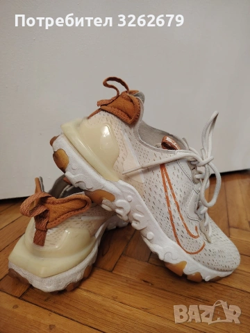 Nike react vision оригинални размер 39, снимка 4 - Маратонки - 53464762