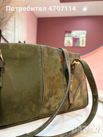 Тъмнозелена чанта, снимка 4 - Чанти - 53749892