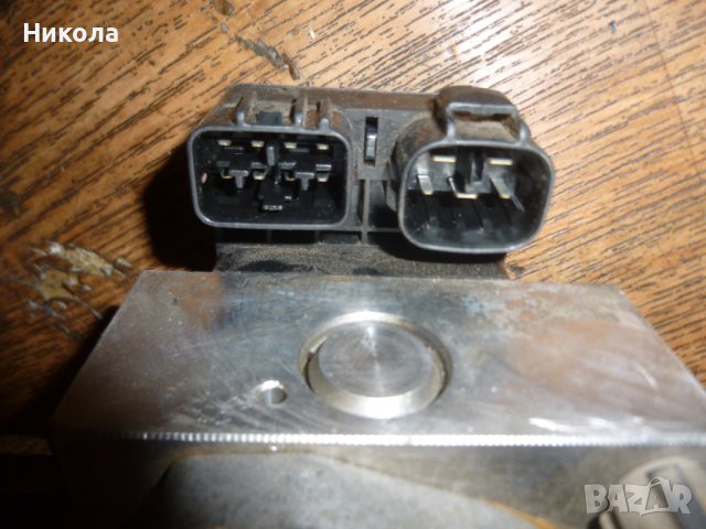 Помпа ABS за Дайхатсу Териос 1.3 83 к.с, снимка 4 - Части - 41208158