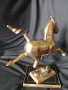 Скулптура  летящ кон бронз 18-19 см, снимка 5
