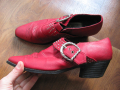 Червени обувки, снимка 1 - Дамски ежедневни обувки - 36326331