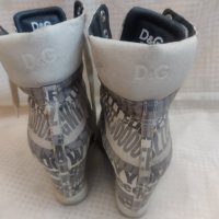 Оригинални боти на платформа Dolce & Gabbana, снимка 15 - Дамски боти - 41689631