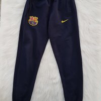 Детски екип Nike FC Barcelona 12-13 години, снимка 3 - Детски анцузи и суичери - 42196065