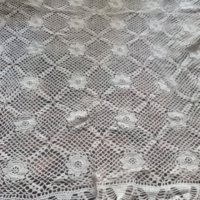 Бродирани и плетени покривки, снимка 1 - Декорация за дома - 41566929