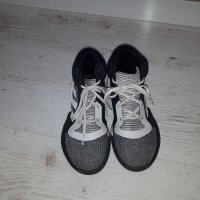 Adidas  boost -Ориг. Кецове , снимка 4 - Детски маратонки - 34082295