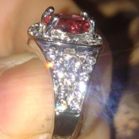Пръстен с рубин и диаманти  Елуиз, снимка 3 - Пръстени - 41081078