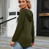 Дамски едноцветен свободен пуловер с качулка и V-образно деколте, 3цвята - 023 , снимка 8 - Блузи с дълъг ръкав и пуловери - 41906991