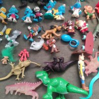Продавам гумени играчки: Алф , смърфове, динозаври..., снимка 3 - Нумизматика и бонистика - 34111381