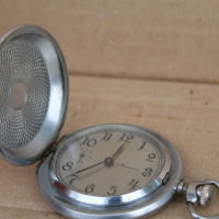 СССР джобен часовник ''Молния'', снимка 4 - Антикварни и старинни предмети - 44558781